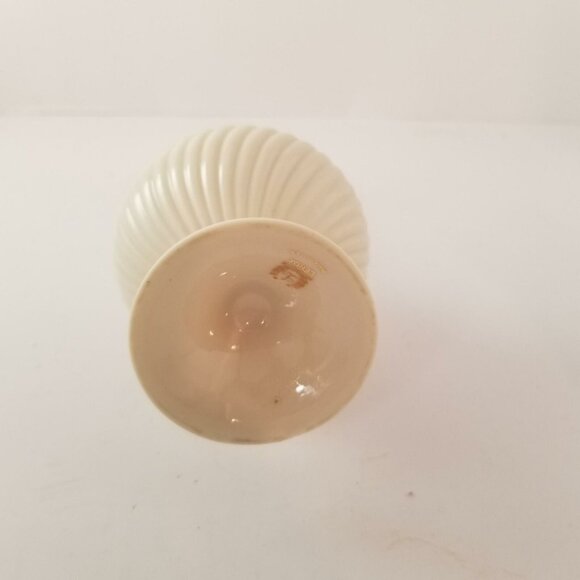 Vintage Lenox Swirl Vase 24 KT Gold Trim Bud Flower 7” Bone China Wedding - Picture 3 of 4